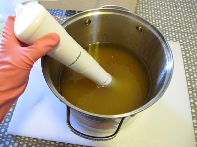 mixing soap to emulsion