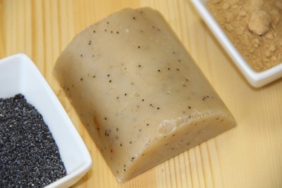 ginger and poppy seed soap